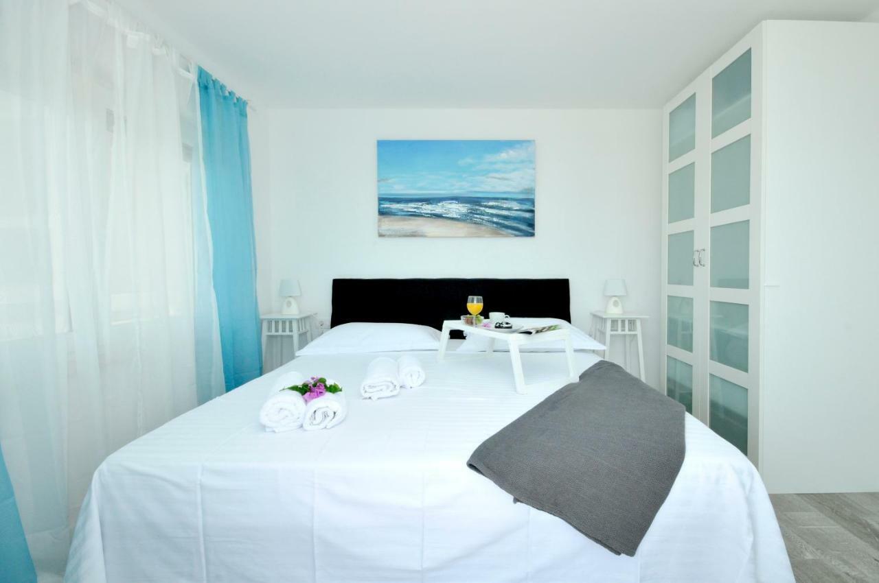 Apartmani Olive Trogir Ngoại thất bức ảnh