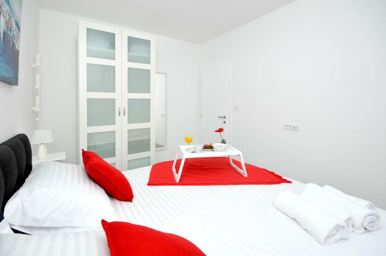Apartmani Olive Trogir Ngoại thất bức ảnh
