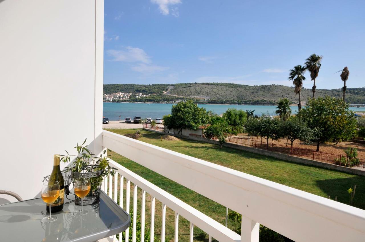 Apartmani Olive Trogir Ngoại thất bức ảnh