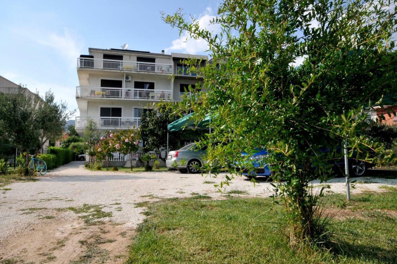 Apartmani Olive Trogir Ngoại thất bức ảnh
