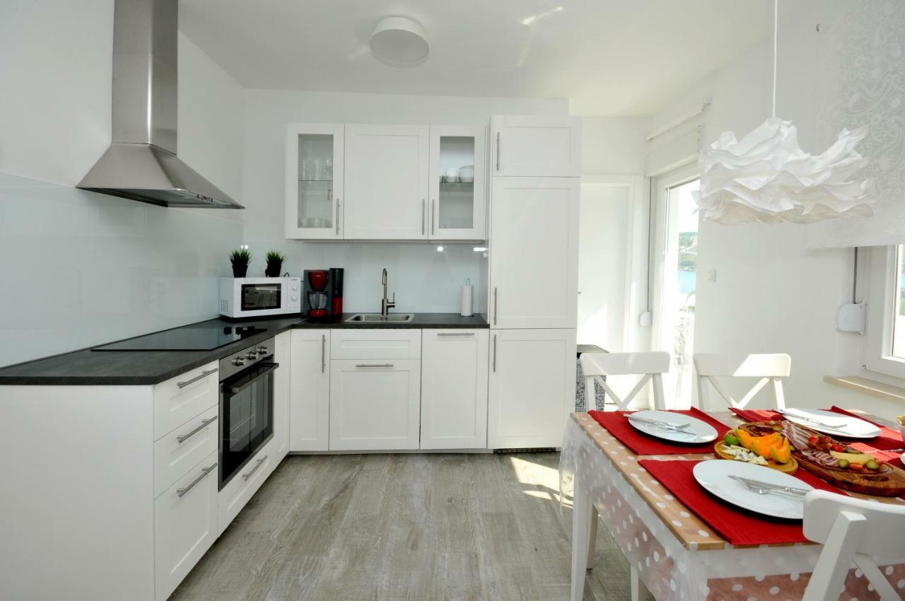 Apartmani Olive Trogir Ngoại thất bức ảnh