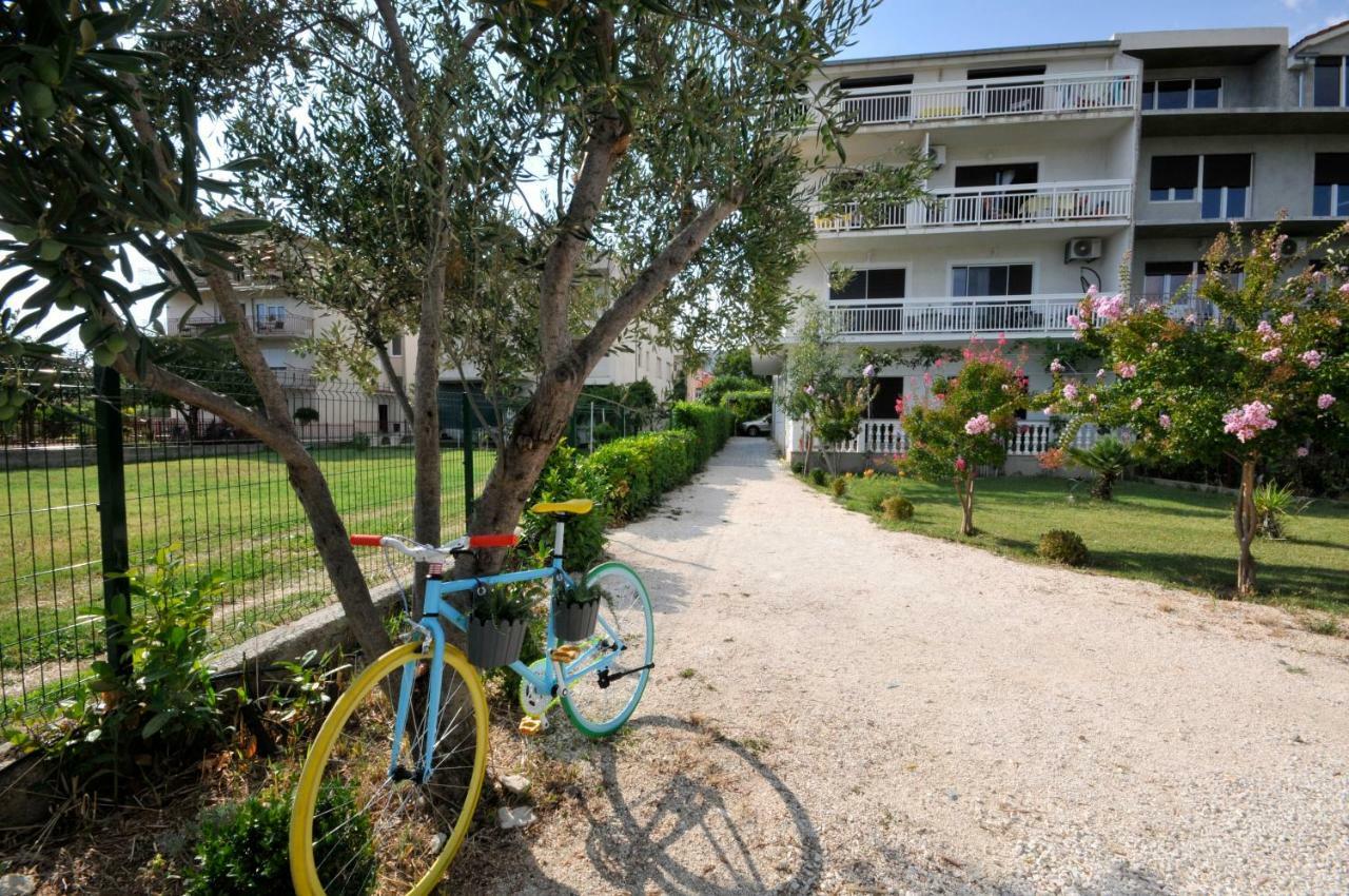 Apartmani Olive Trogir Ngoại thất bức ảnh