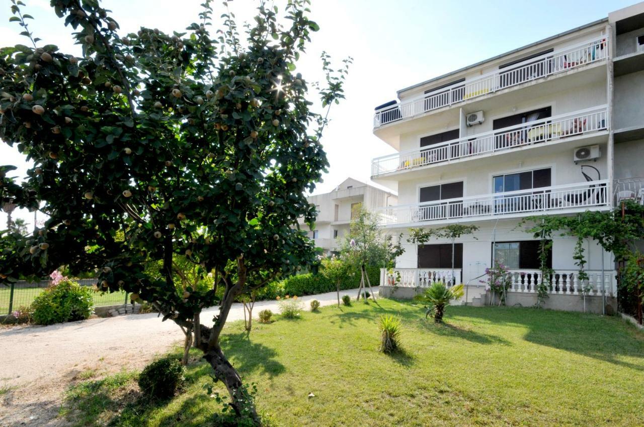 Apartmani Olive Trogir Ngoại thất bức ảnh